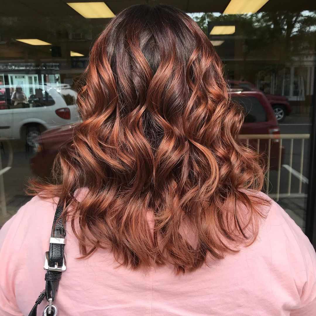 cabelo castanho ouro rosa