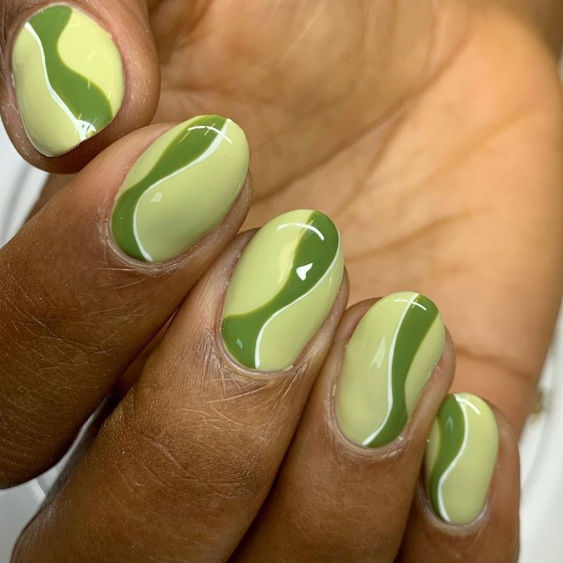 Desenhos de unhas verdes rabiscadas