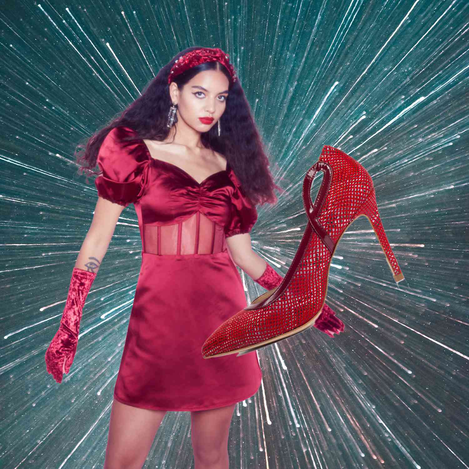 Um modelo com um curativo vermelho na cabeça, um mini-vestido de cetim e luvas de veludo ao lado da imagem de um salto vermelho com brilhos