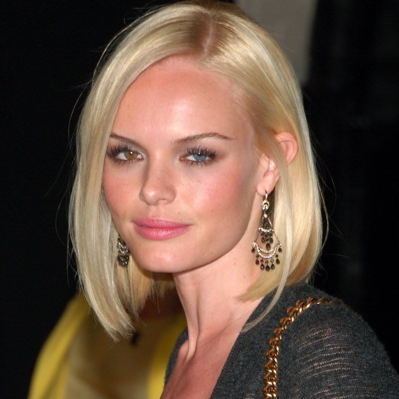 Kate Bosworth usa um corte de cunha elegante e emoldurado no rosto