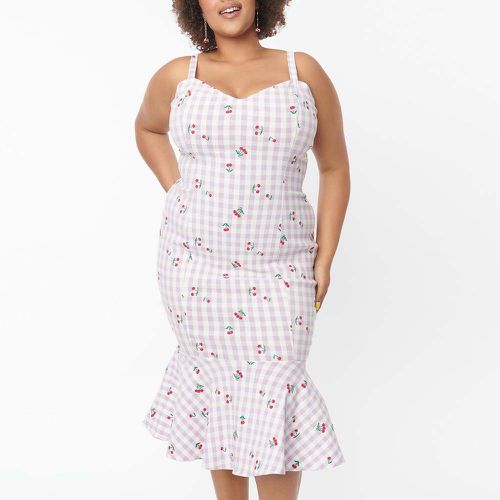 Plus Size 1950s Laver Gingham & amp; Cherries Rizzo Wiggle Dress (US $ 88)