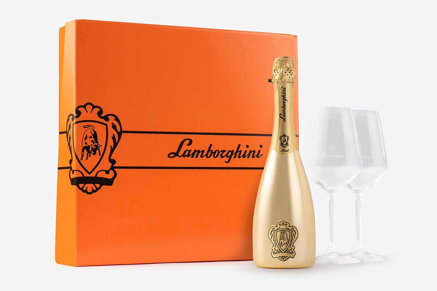 Lamborghini Oro Vino Spumante com um conjunto de presentes